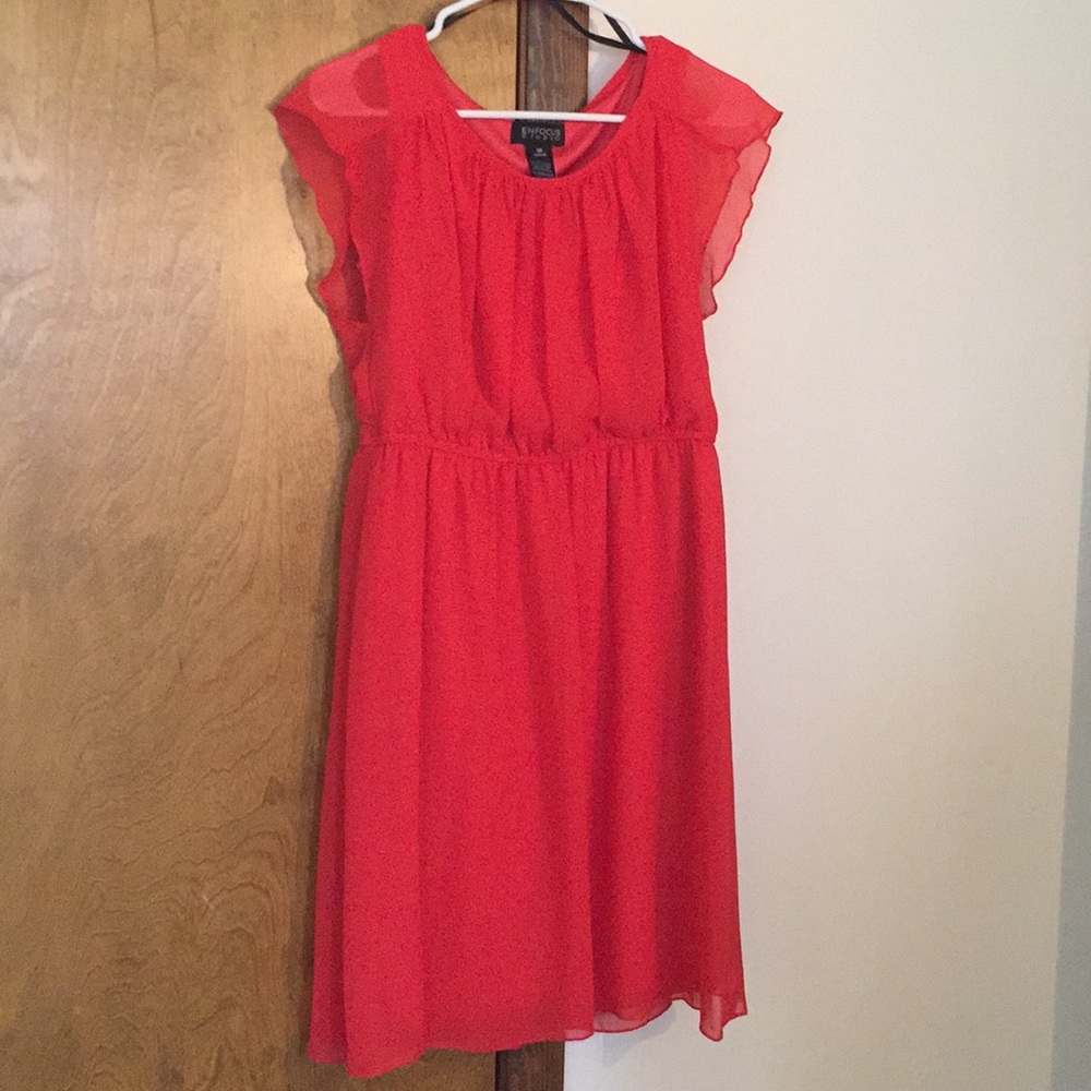 Flowy, Flattering Dress - Size 10